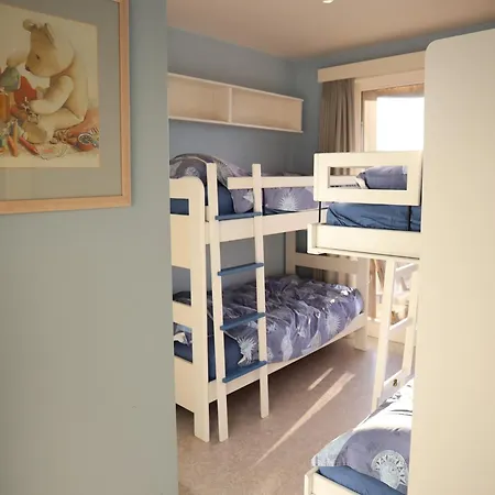 In With Sea View, Cleaning Included *
