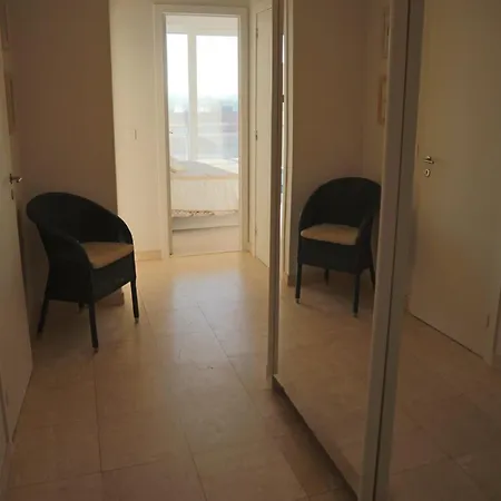 In With Sea View, Cleaning Included